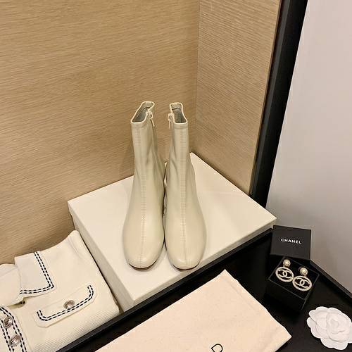 Picture of by FAR Shoes Women _SKUfw104913003fw